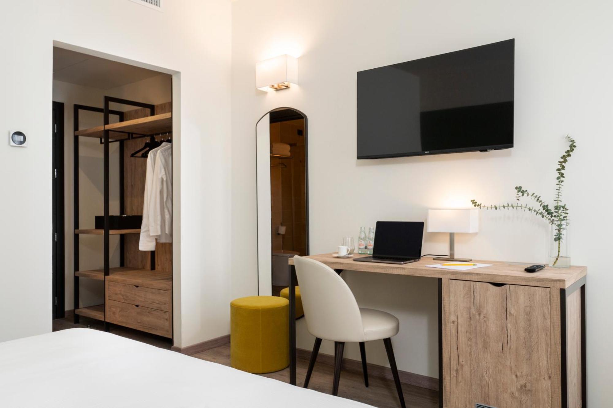 Hotel Plaza San Martino Siccomario Exteriör bild